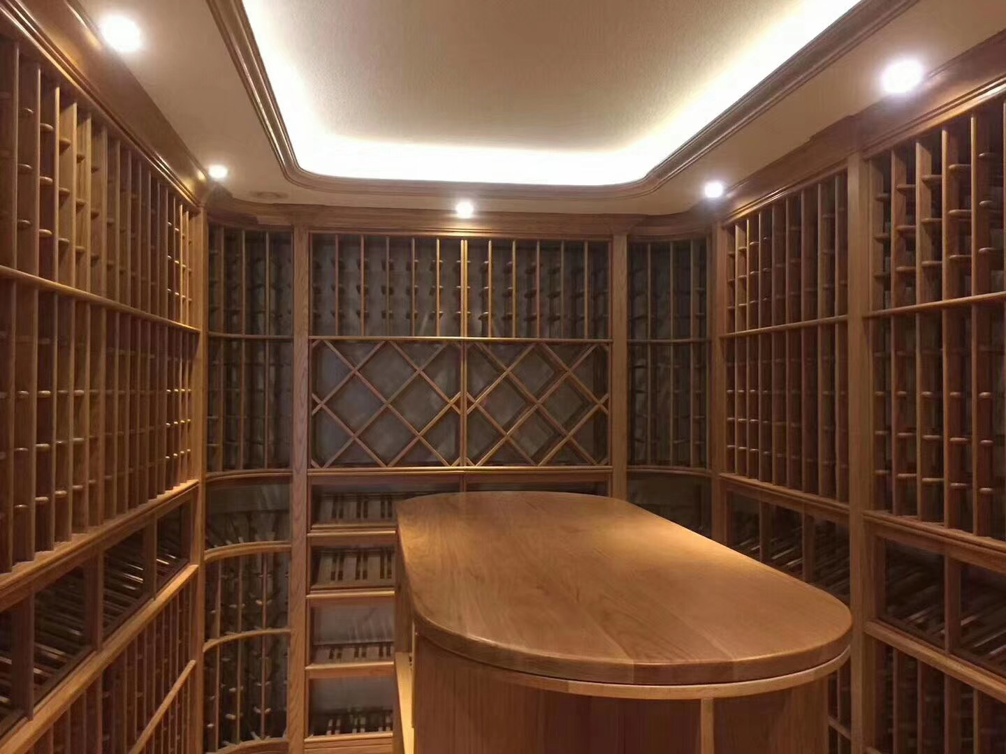 酒窖如何設(shè)計配置？